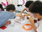 エボニックグループ　子ども化学実験ショーに参加
